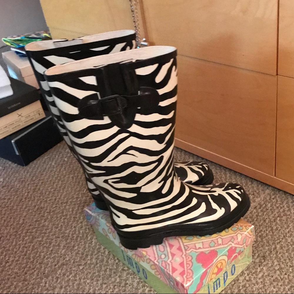 Rain boots ☔️